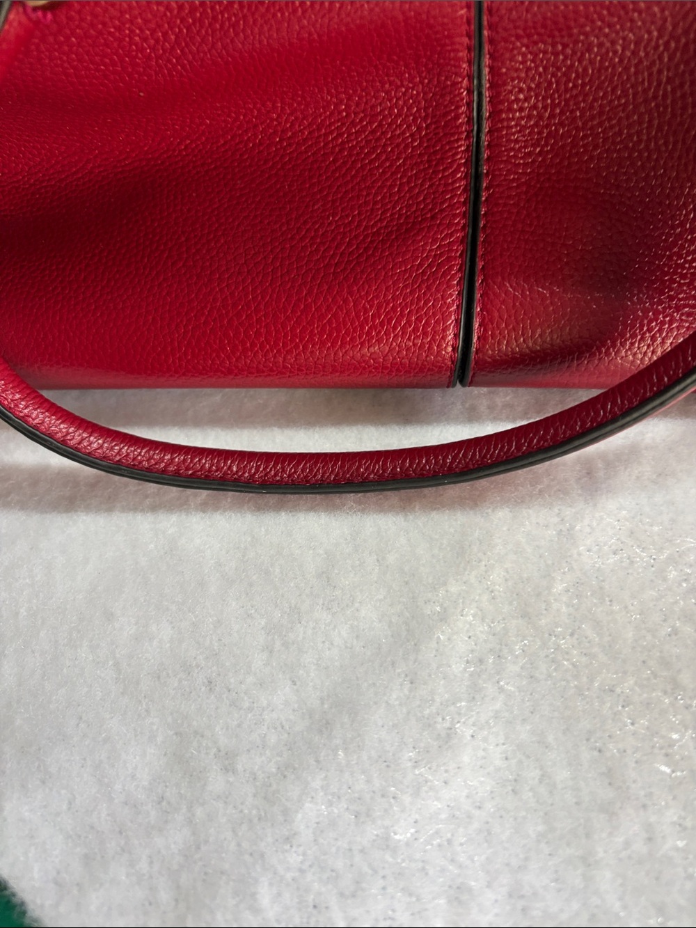 Rich Red Pebbled Leather Structured Tote Bag with Gold Hardware (v) - Picture 8 of 11